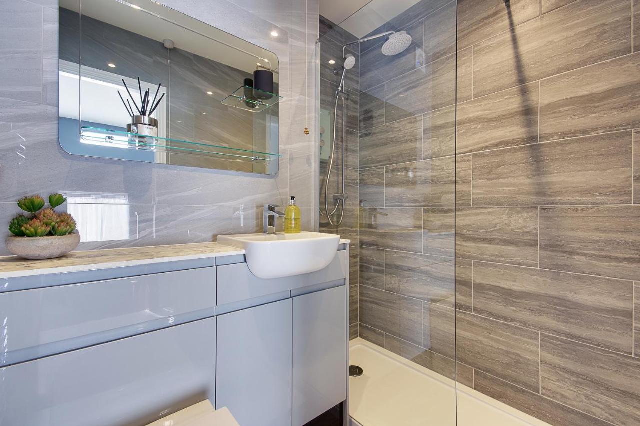 14 Oxford Mews - 5 Star Living For Up To 10 People Villa Southampton Eksteriør bilde